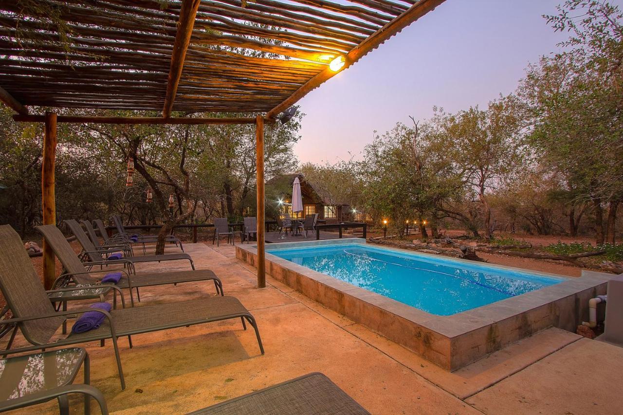 South Safari Lodge Marloth Park Bagian luar foto